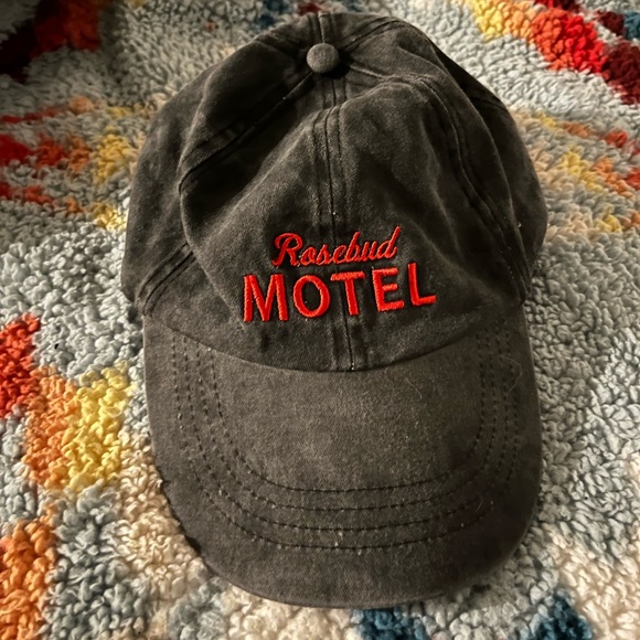 ❌SOLD❌Schitt’s Creek Rosebud Motel Hat - Picture 1 of 2